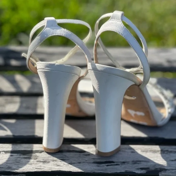 - Badgley Mischka Alexa Rhinestone flower ornament white satin embellished…8.5 - Picture 6 of 16